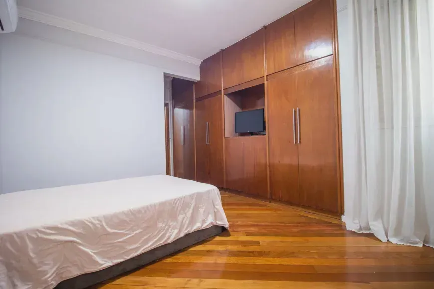apartamento-com-4-quartos-a-venda-217m-no-setor-bueno-goiania-8.webpactionfit-indimension870x707seofalse-8