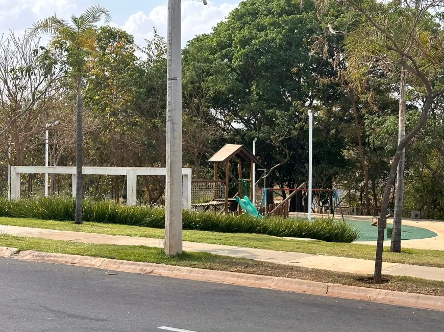 casa-de-condominio-com-3-quartos-a-venda-150m-no-parqville-pinheiros-aparecida-de-goiania-23.webpactionfit-indimension870x707seofalse-23