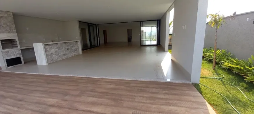 sobrado-com-4-quartos-a-venda-490m-no-residencial-alphaville-flamboyant-goiania-14.webpactionfit-indimension870x707seofalse-14