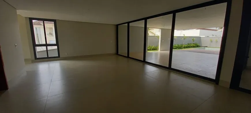 sobrado-com-4-quartos-a-venda-490m-no-residencial-alphaville-flamboyant-goiania-15.webpactionfit-indimension870x707seofalse-15