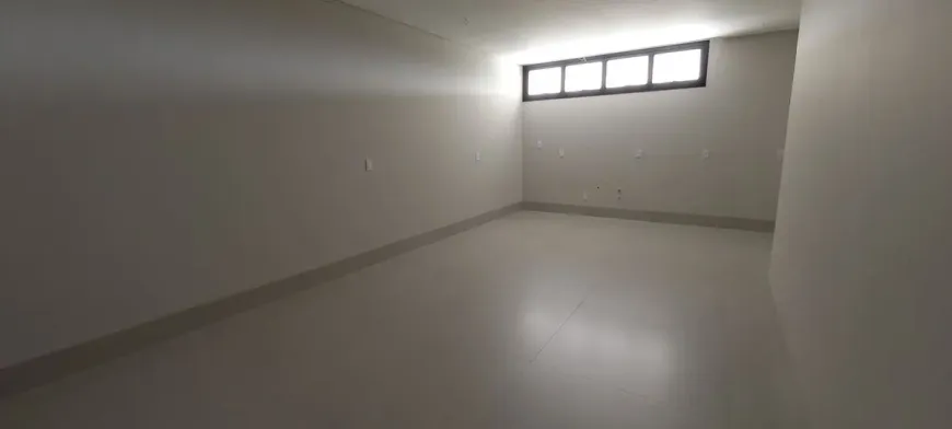 sobrado-com-4-quartos-a-venda-490m-no-residencial-alphaville-flamboyant-goiania-19.webpactionfit-indimension870x707seofalse-19